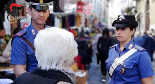 Anziana fa bonifici per 90 mila euro: Carabinieri denunciano 13 truffatori